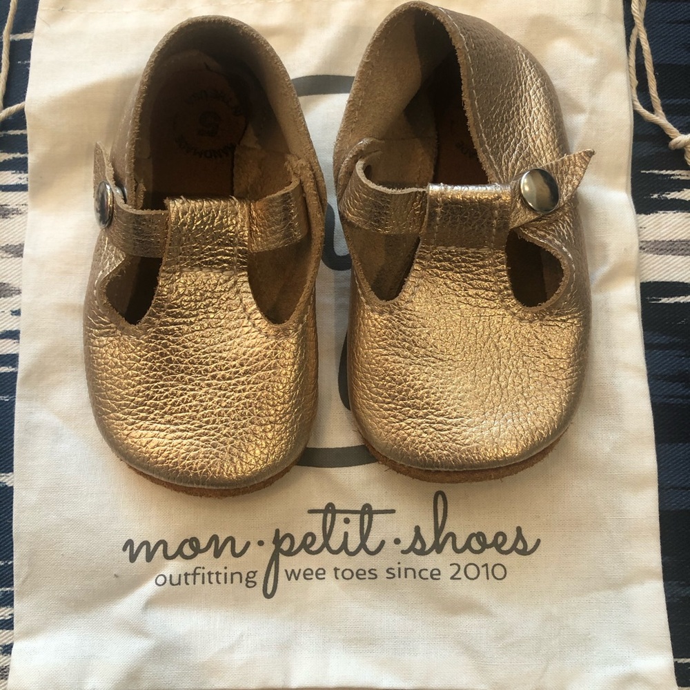Mon Petit Shoes Gold Size 5